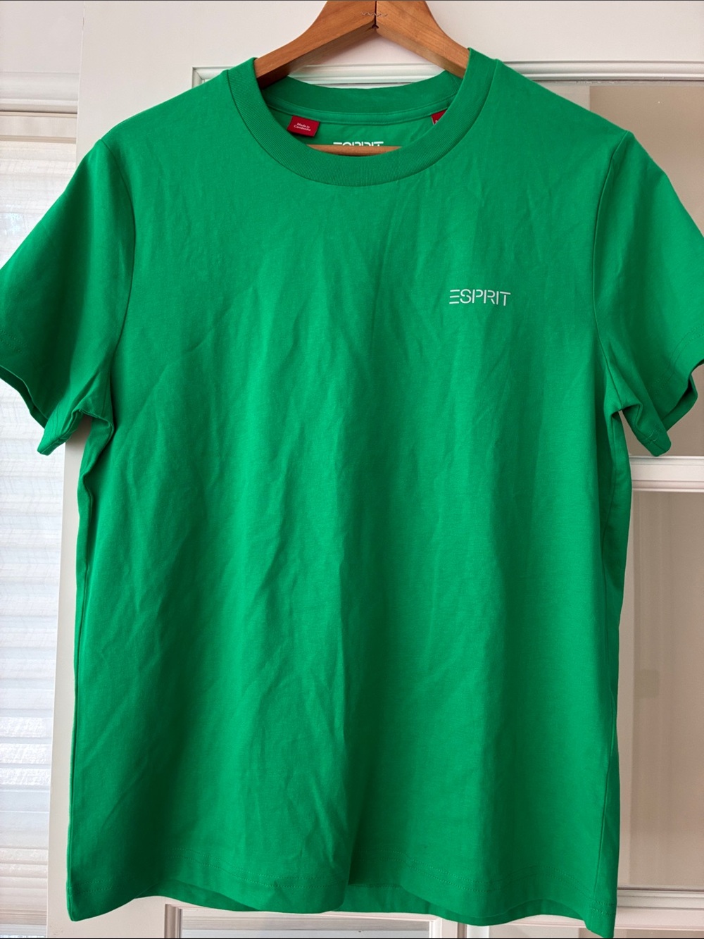 Esprit Men's Short Sleeve Crew Tee in Bright Green